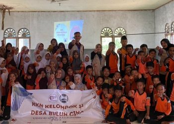KKN Universitas Abdurrab Berikan Edukasi Terkait Bullying di SDN 001