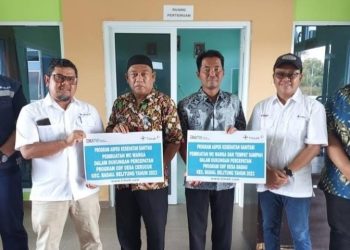 PT Timah Tbk Bangun 21 Unit Toliet dan Tempat Sampah Dukung Program ODF