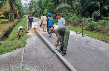 Kades Muntai Muhammad Nurin Ucapkan Terimakasih PLN, Manager Boy Ilham Wahyudi “Bersama Kita Bisa”