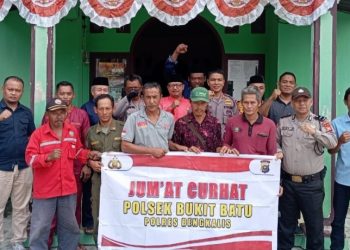 Polres Bengkalis Terima Curhat Jum’at Warga Tanjung Leban