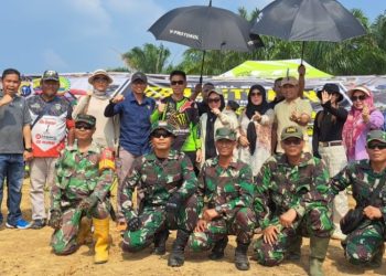 Bupati Rohil Bersama Dandim 0321 Rohil Resmi Buka Lomba Grass Track Meriahkan HUT ke 78 TNI