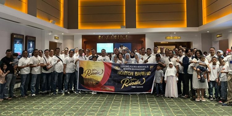 Perkuat Hubungan Anggota, Polres Bengkalis Gelar Nobar Film Aku Rindu