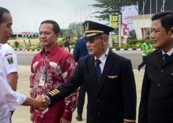 Presiden Joko Widodo Resmikan Bandara Terdepan Tingkatkan Pariwisata di Kepulauan Mentawai