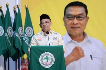 Melukai Hati Jutaan Petani Sawit, Dr Gulat ME Manurung: Petani Manusia Punya Hak, Bukan Hewan Seenaknya Diusir