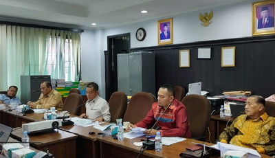 Bahasa UHC Tahun 2023, Komisi III DPRD Pekanbaru Gelar Hearing Bersama Diskes Kota Pekanbaru