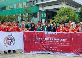 Majelis Perwakilan Mahasiswa Gelar Study Tour Legislatif
