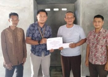 Percepat Pembangunan Musala SD N 011 Tebing, PT Timah Tbk Serahkan Bantuan