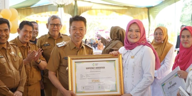 Peringati HKN ke-59, Bupati Rohil Minta Layanan Kesehatan Terus Ditingkatkan