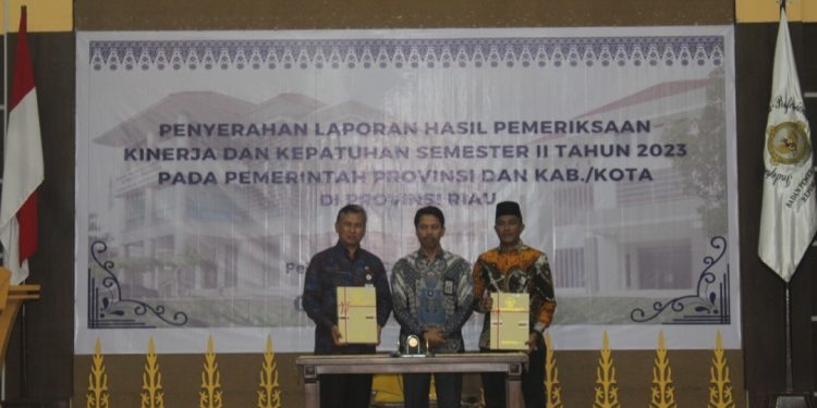 Pemkab Rohil Terima LHP Dari BPK RI Semester II Tahun 2023