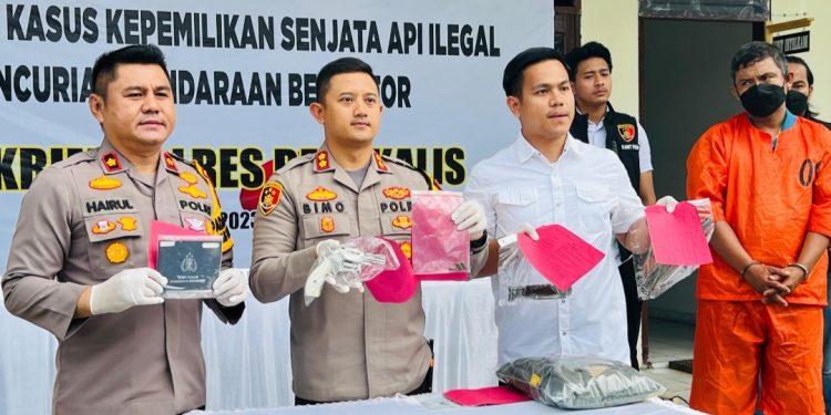 Polres Bengkalis Amankan Pelaku Kepemilikan Senpi Rakitan dan Penggelapan Septor 