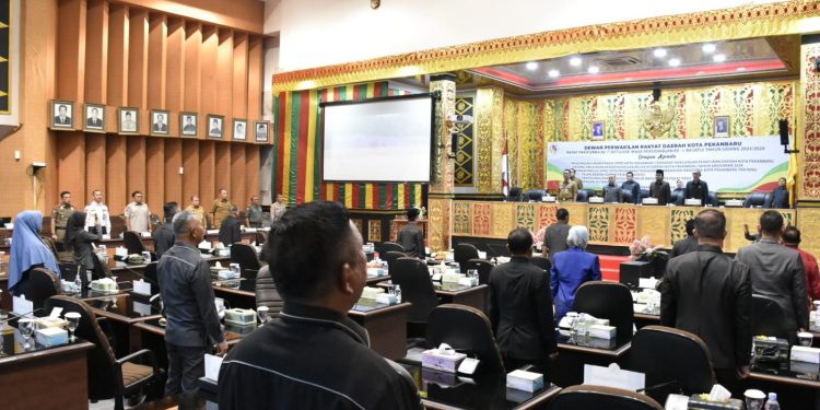 DPRD Pekanbaru Gelar Paripurna Pandangan Umum Fraksi DPRD Pekanbaru Terkait APBD 2024