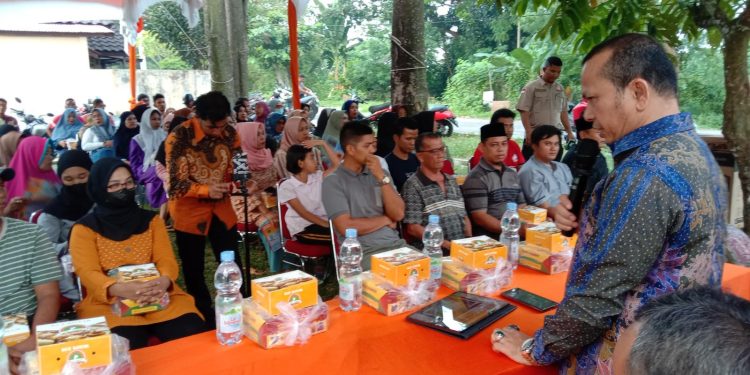 Sosialisasi Perda Dilakukan Ketua DPRD Pekanbaru di Kecamatan Tenayan Raya