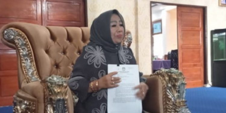 Kuasa Hukum 4 Penerima PAW Anggota DPRD Bengkalis Datangi KPU, Elidanetti: Salinan Surat Sudah Ditangan Kita