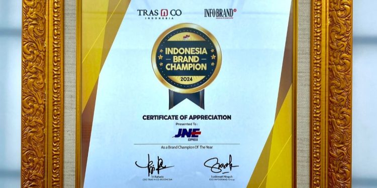 Awal Tahun 2024 JNE Raih 2 Penghargaan IBC dan PATD Kategori Jasa Pengiriman 