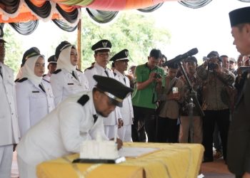 Bupati Rohil Lantik 23 Penjabat Penghulu Dari 5 Kecamatan 