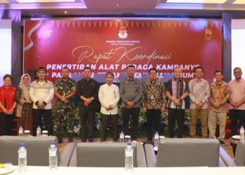 Mewakili Pj Walikota Pekanbaru, Sekda Buka Rakor Penertiban APK 