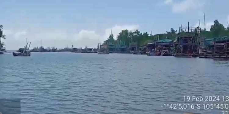 Maraknya Tambang Ilegal di Perairan Batu Hitam, Siapa Dalangnya?