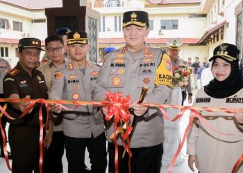 Bupati Hadiri Kunjungan Kapolda Riau Hibahkan Barang Milik Daerah Untuk Mapolres