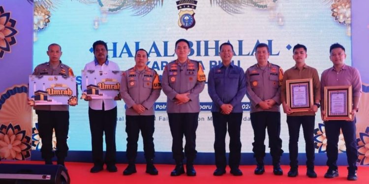Sekdako Indra Pomi Beri Apresiasi Polresta Pekanbaru Saat Halal Bihalal