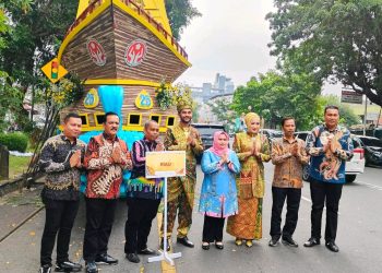 Bupati Kasmarni Hadiri Sempena HUT ke-44 Dekranasda di Solo