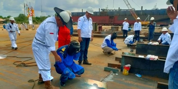 PT BDP Gelar Keel Laying Ceremony Pembangunan Tongkang