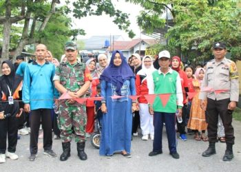 Mahasiswa Profesi Ners STIKes PMC Gelar Gerak Jalan Santai dan Skrining Kesehatan