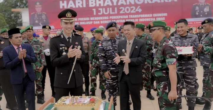 Bupati Rohil Hadiri Upacara Peringatan HUT Bhayangkara ke-78