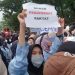 Ribuan Mahasiswa Geruduk Gerbang DPRD Riau Tolak Revisi UU Pilkada, Poster Bertuliskan “Dewan Penghianat Rakyat”