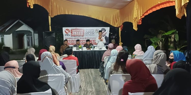 Anggota DPRD PKS Yasser Hamidy Reses di Perumahan Karya Yepupa Indah