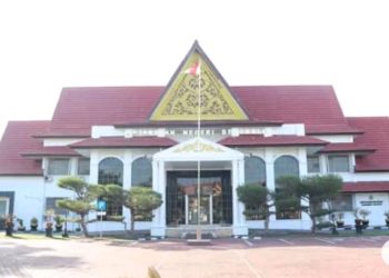 Kejari Bengkalis Periksa Eks Kadis LHK Prov Riau