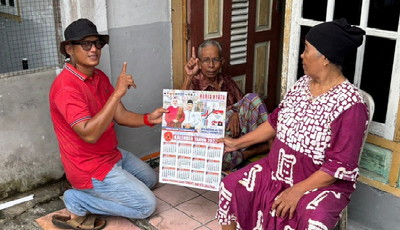 Tim Relawan Milenial Door Too Door di Desa Sebauk, Ernawati akui Terbantu dengan Program KBS