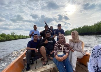 PJ kepala Desa Bantan Tengah Kolaborasi Bersama Event Organizer Mutiara Indonesia Kembangkan Ekowisata mangrove Sungai liung