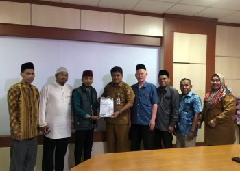 Sarwan Kelana Pimpin Audiensi Bersama Kadisdik Kota Pekanbaru