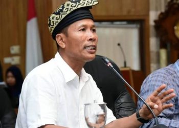 DPRD Sebut Defisit Anggaran Pemprov Riau Karena Faktor Teknis, H. Indra Gunawan Eet, Ph.D, Sebut Pemimpin Harus Bisa Cari Solusi.