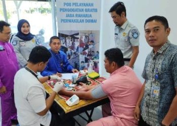 Jasa Raharja Cabang Dumai Mengelar Kegiatan Pengobatan Gratis untuk masyarakat Yang Sedang membayar Pajak kendaraan bermotor