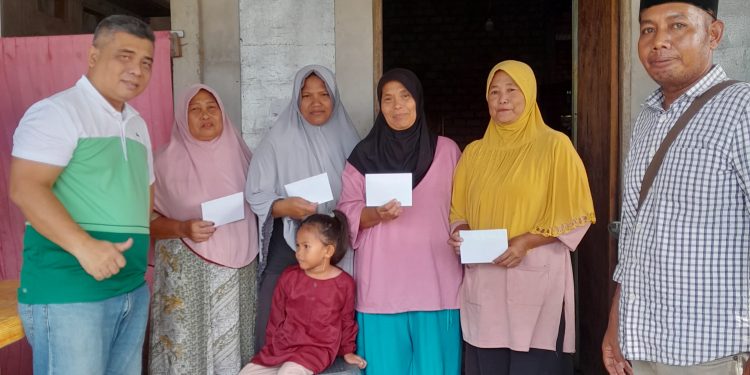 Konsistensi sisih kan gaji untuk bantu UMKM Masyarakat, Anggota DPRD Bengkalis H Muhammad Rafee Kembali salurkan Bantuan dari Gaji Ke 5