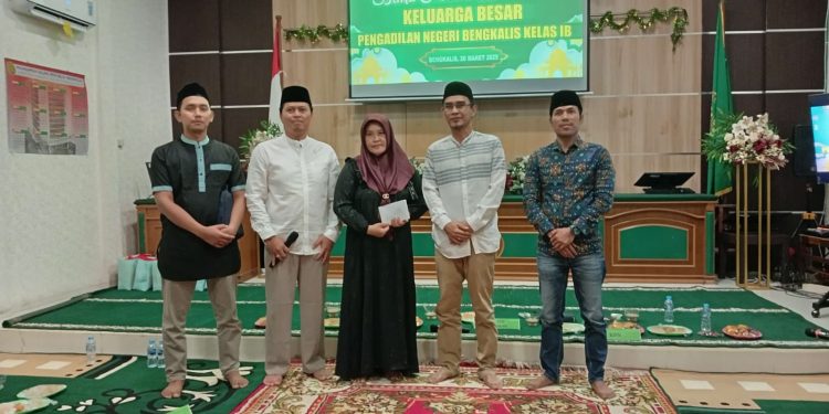 Sambut Ramadhan Berkah, PN Bengkalis Santuni Anak Yatim dan Janda, PWI Bengkalis Apresiasi