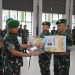 Danrem 031/ Wira Bima Serahkan Bingkisan Idul Fitri 1446 H Kepada Prajurit Dan PNS Korem 031/ Wira Bima