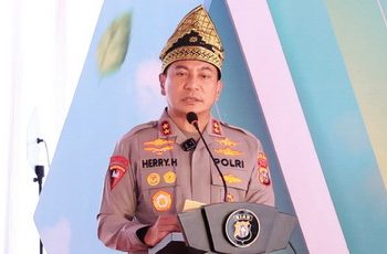 Tanpa Pandang Bulu: Kasus Premanisme Berkedok Debt Collector, Kapolda Riau Mutasi Kapolsek Bukit Raya
