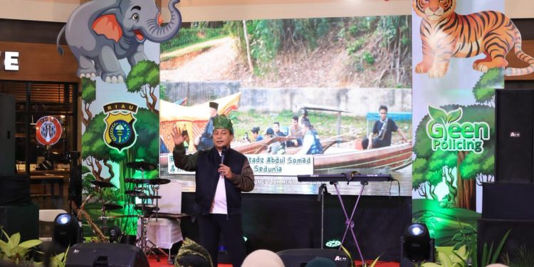 Puncak Ekshibisi Lomba Orasi Green Policing Polda Riau Tahun 2026