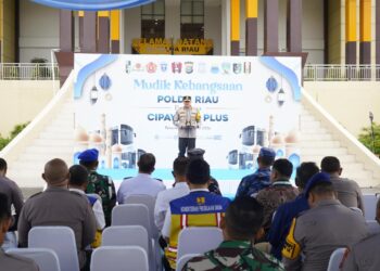 Polda Riau lepas ; Mudik Kebangsaan Polda Riau bersama Cipayung Rute Sumbar-Pekanbaru -Sumut