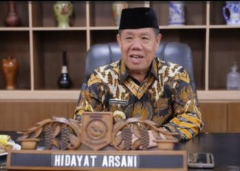 Dari Tegas ke Netral, Sikap Hidayat Arsani Dipertanyakan dalam Polemik Adi Irawan