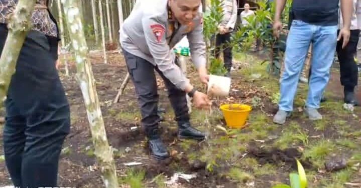 Apresiasi untuk Kapolda Riau, Geronggang Jadi Harapan Baru Lahan Gambut