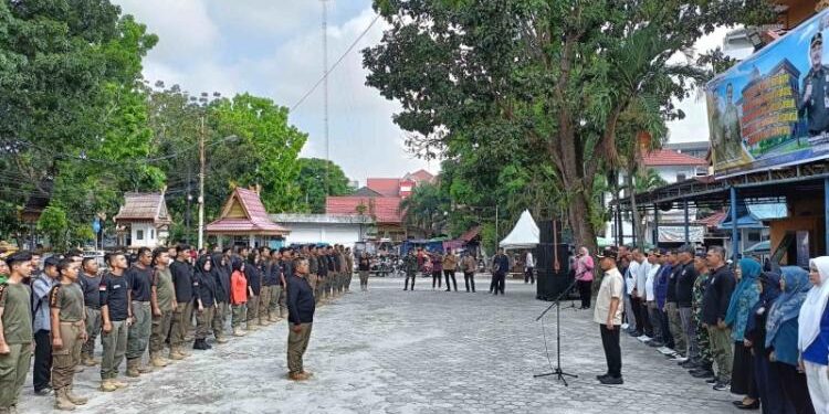 Larang Pungli terhadap PKL dan Tekan Premanisme, Wako Pekanbaru Tegaskan Profesionalisme Satpol PP