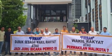133 Pedagang Aksi di DPRD Pekanbaru, Soroti Pemberitaan Firman yang Dinilai Picu Kegaduhan