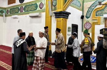 Kapolsek Langgam IPDA Bambang Ajak Warga Jaga Kamtibmas Lewat Subuh Keliling