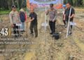 IPDA Bambang Pimpin Penanaman Jagung di Segati, Polsek Langgam Gandeng Perusahaan